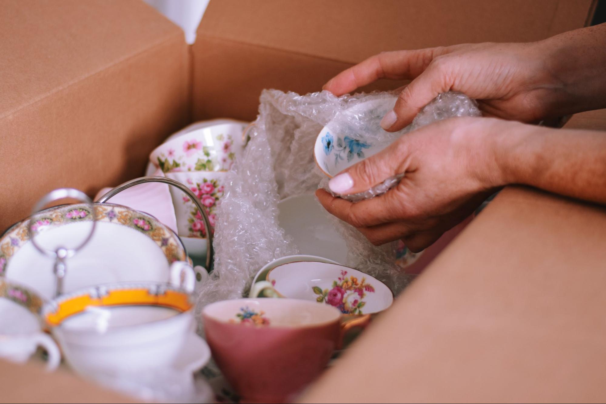 How To Move Large and Fragile Items Safely