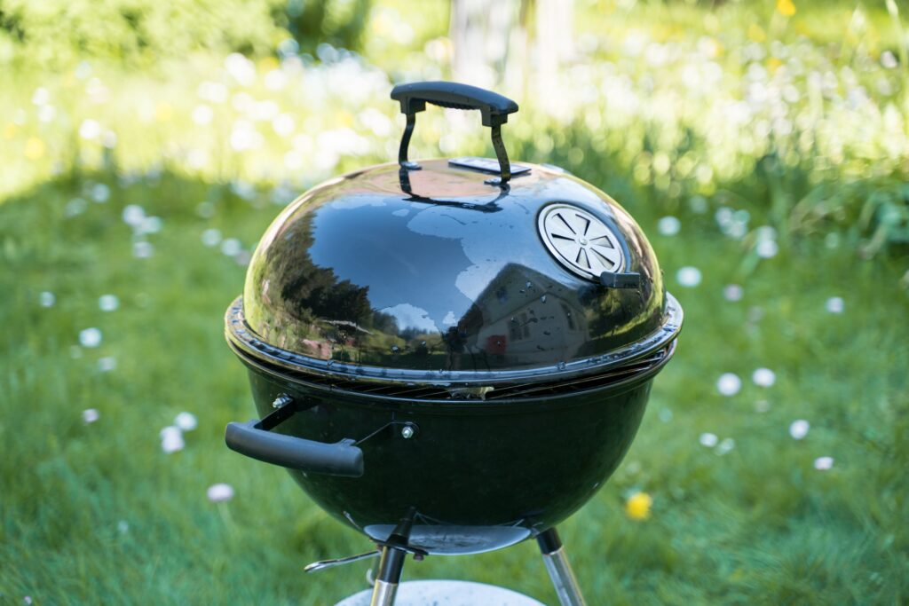 An outdoor grill is one of the things people forget when moving without a moving checklist.